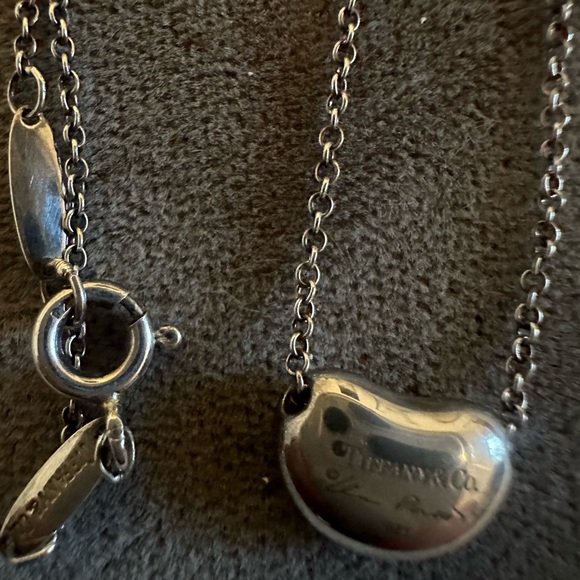Elsa Peretti By Tiffany & Co Sterling Silver Bean Necklace 16” w/ Pouch - Picture 3 of 10